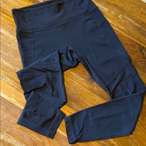 Athleta yoga pants size M